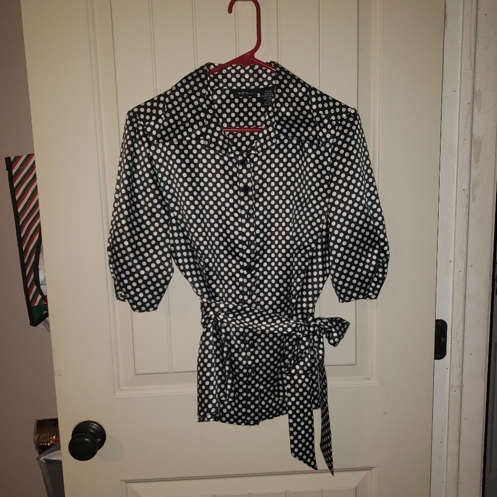 Mix It Petite XL polka dot mid sleeve blouse